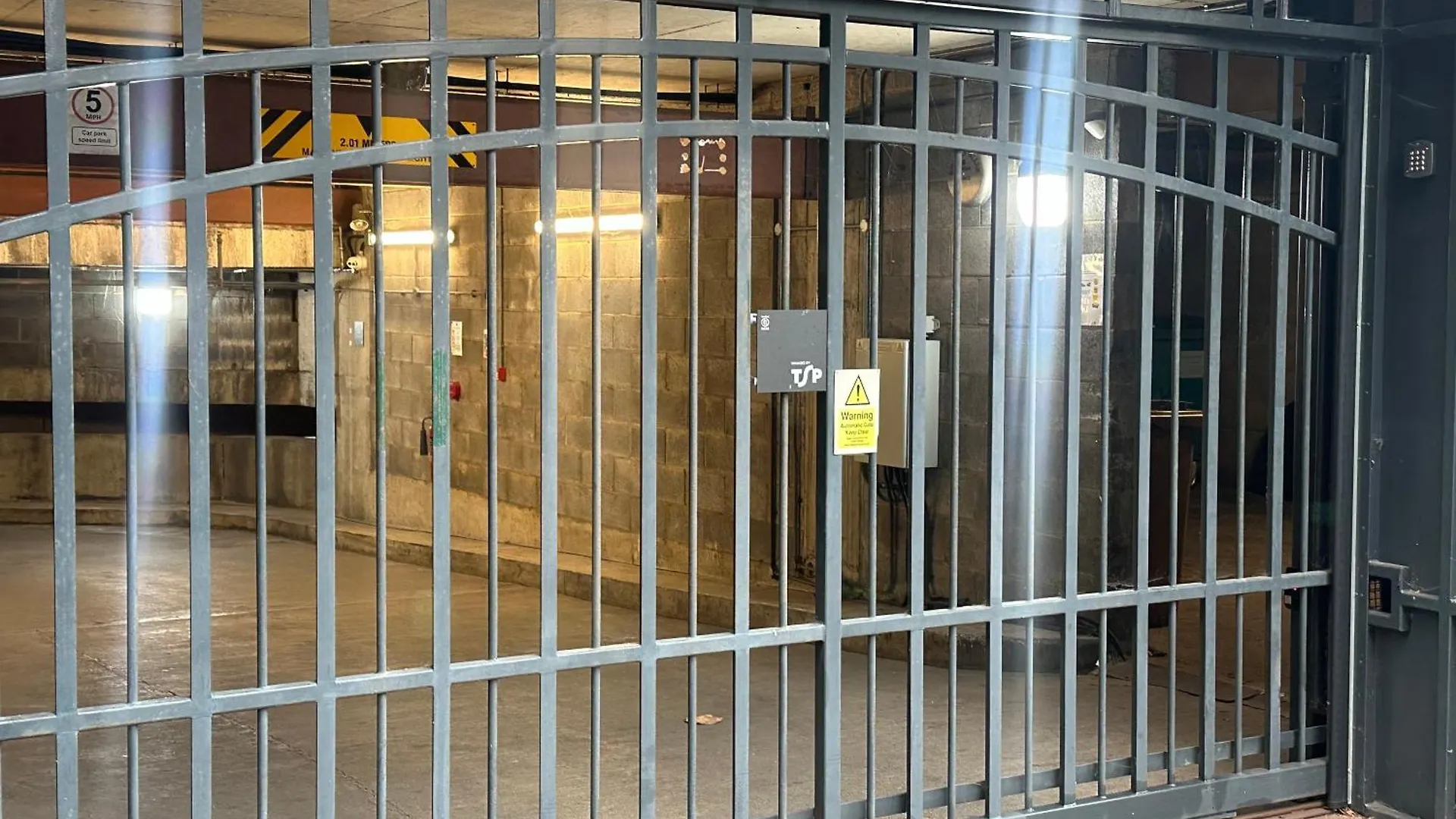 Tower Bridge 3Bedsecure Parking Shad Thames Luxuury Boutique Historic Bright Warehouse Gated Parking Upto 4 Vehicles Inc