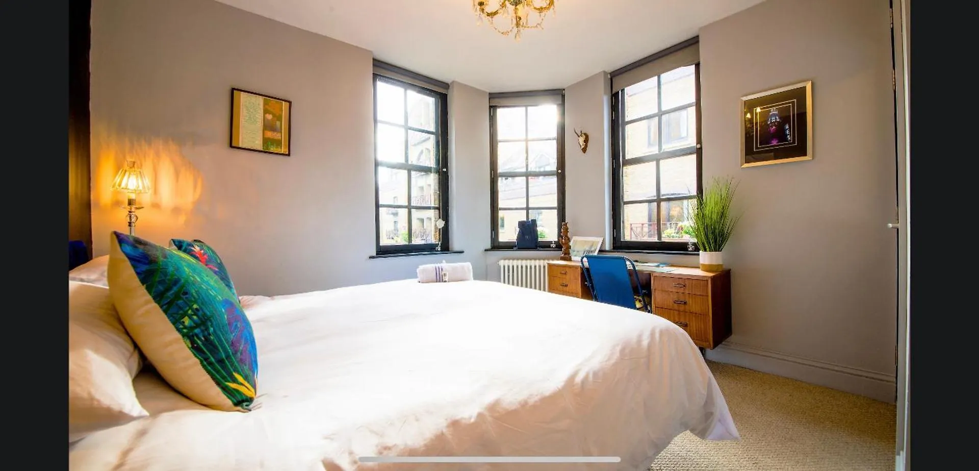 Tower Bridge 3Bedsecure Parking Shad Thames Luxuury Boutique Historic Bright Warehouse Gated Parking Upto 4 Vehicles Inc